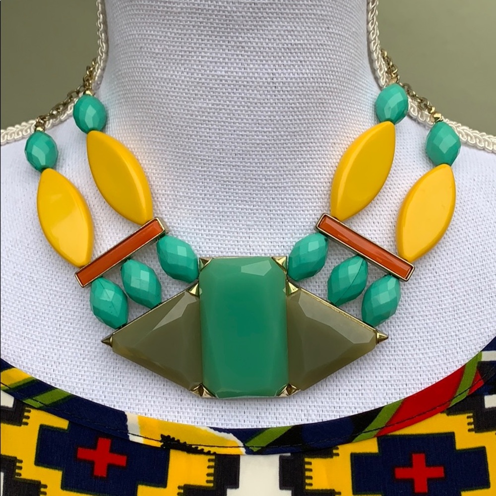 Big Stoned Necklace
